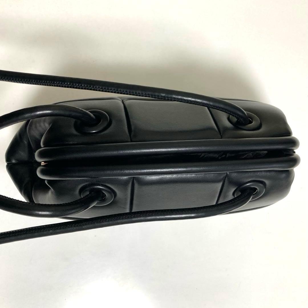 ADD CULUMN　アドカラム　パフブロッキング　がま口　ショルダーバッグ　黒