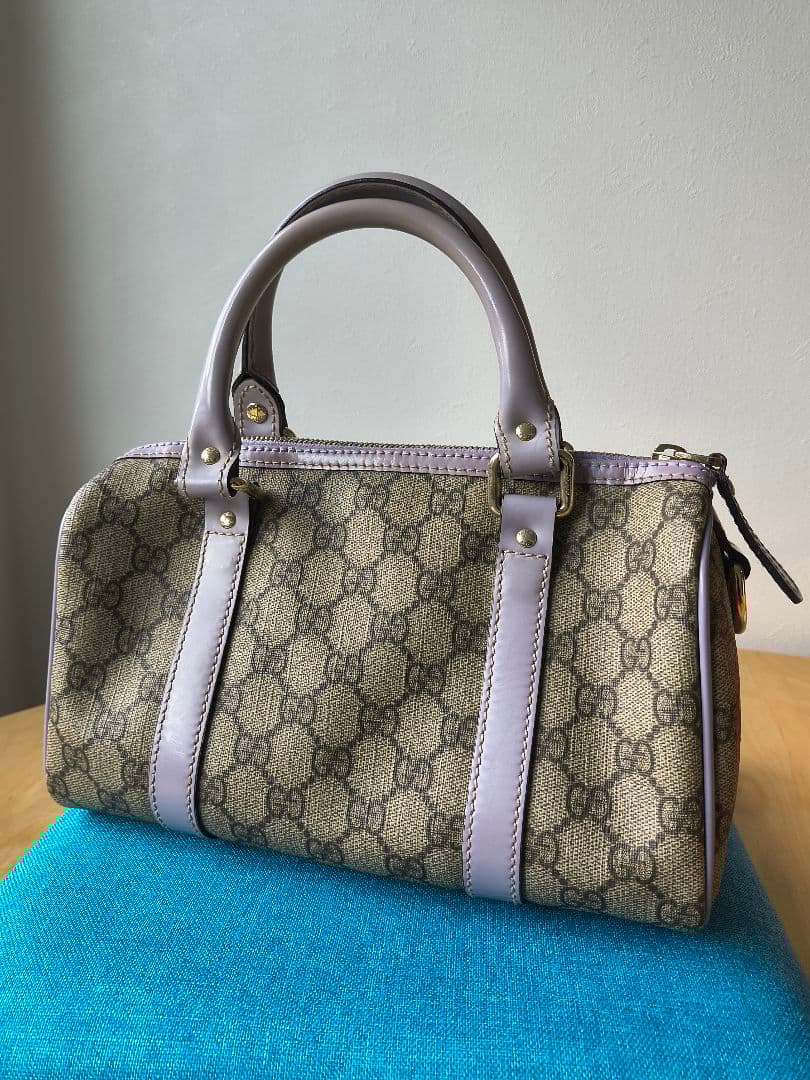 Gucci グッチ　GGスプリームボストンバッグ