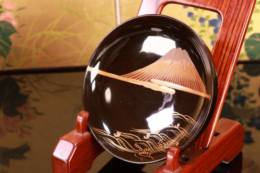 コーヒーじいさん専用　BJ021 時代輪島塗　波に雲上富士図金蒔絵　吸物椀　五客