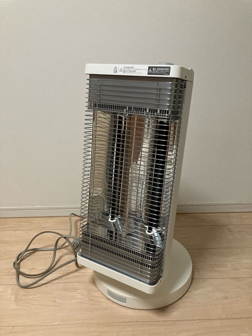 セラムヒート ERFT11XS-W 遠赤外線ヒーター 2020年製 DAIKIN 遠赤外線