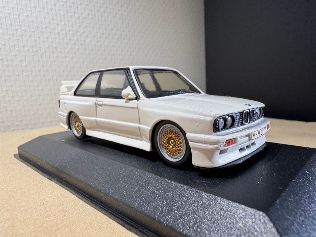 MINICHAMPS BMW M3 ホワイト ミニカー 1/43
