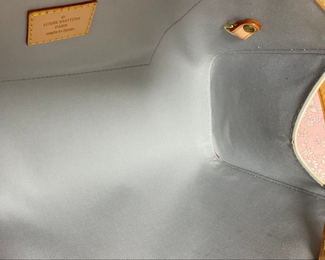 ルイヴィトン　モノグラムヴェルニ　ロクスバリードライブ