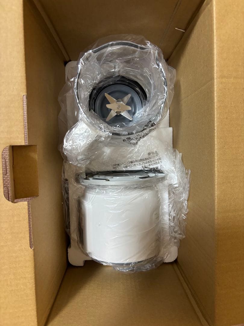 新品　siroca シロカ　ヒーター機能付きブレンダー SM-S151 ホワイト