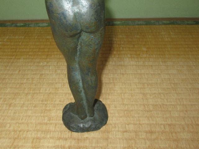 本物 美品 1970年代◆ブロンズ像 彫刻家 五十嵐芳三『王冠を掲げる裸婦』