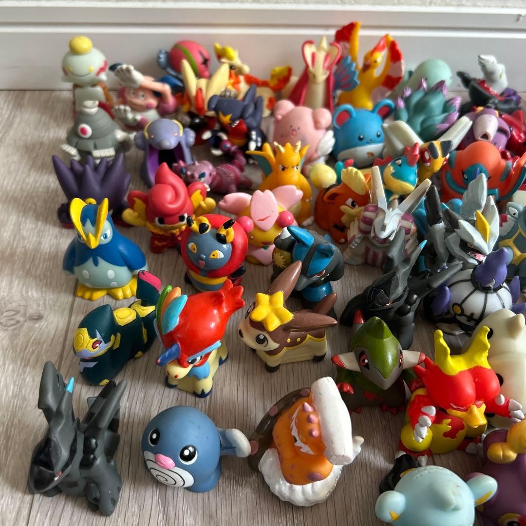ポケモンキッズ まとめ売り170体以上指人形