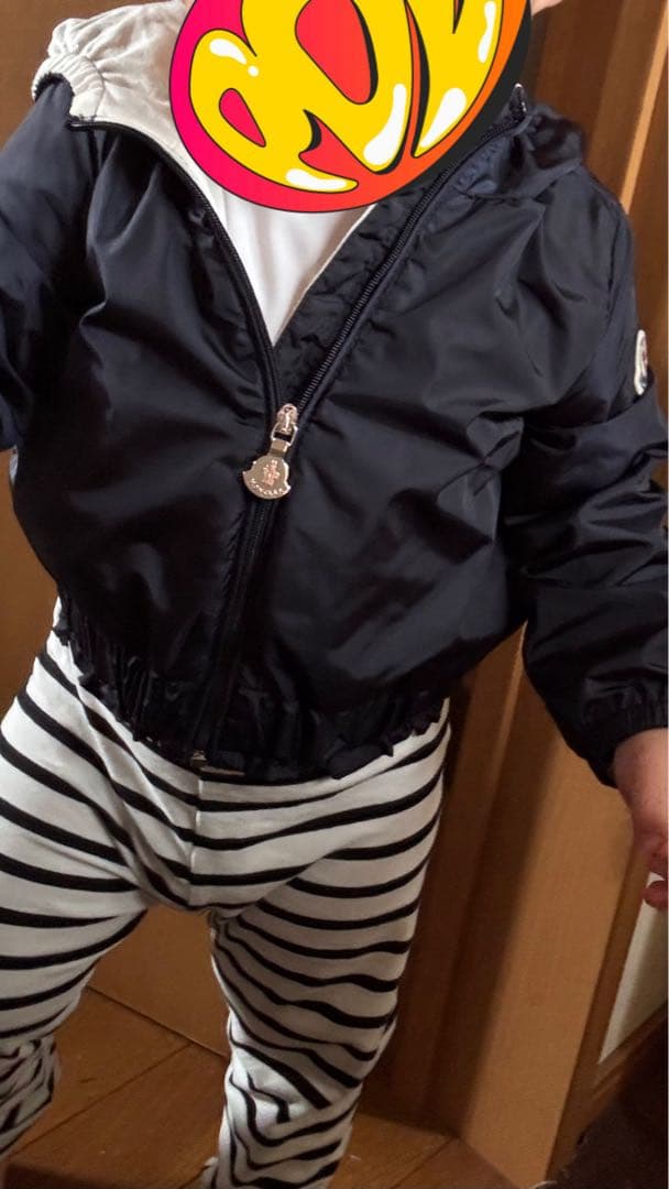 ネイビー ジップアップジャケット フード付き