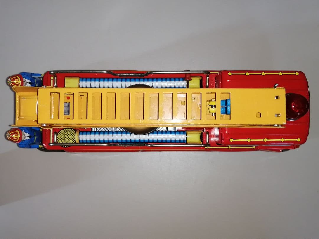 アメリカ型 ハシゴ消防車　電動 / ブリキ　光球商会