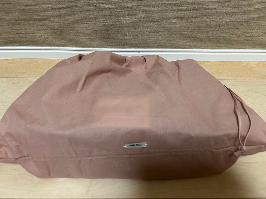 miu miu グレー レザートートバッグ