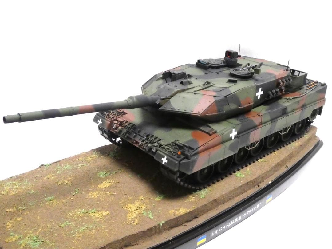 タミヤ 1/35 レオパルト2A6戦車“軍” 完成品