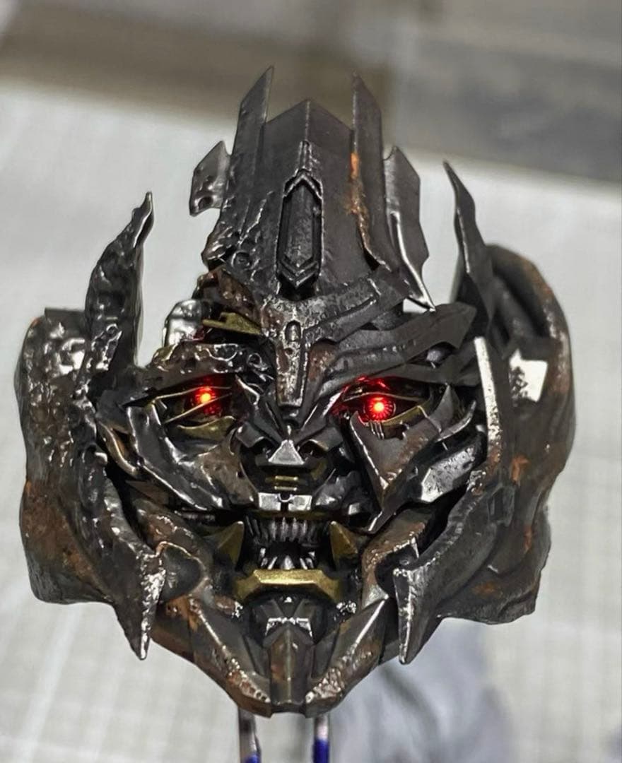 老八製 uniquetoys メガトロン用カスタムヘッド