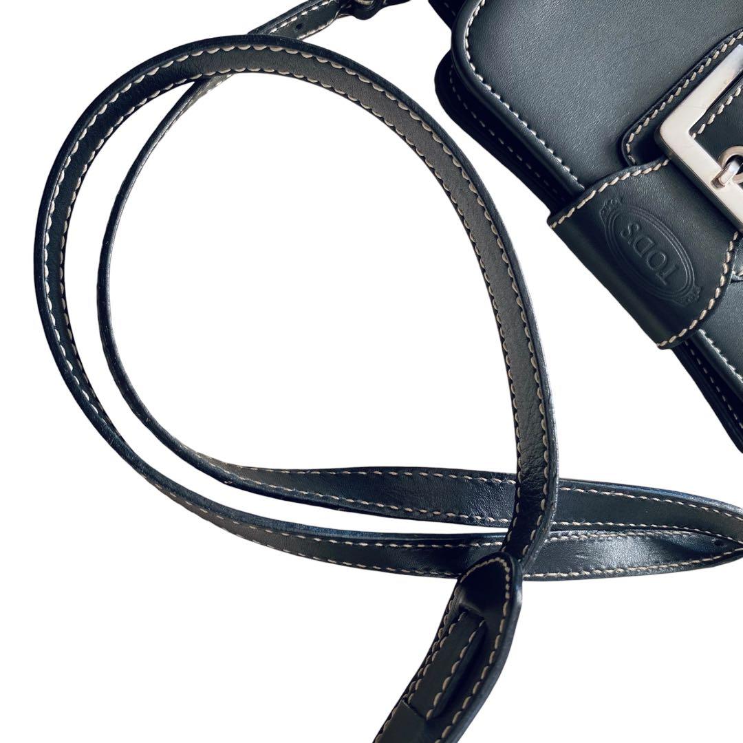 TOD'S トッズ【美品】ベルトバックル レザーショルダーバッグ ビンテージ