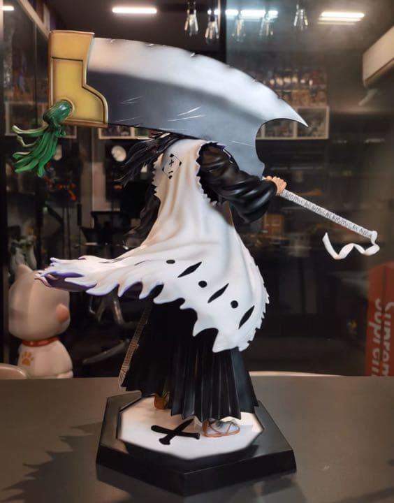 BLEACH 黒衣少年図 更木剣八 ガレージキット ガレキ スタチュー⑥