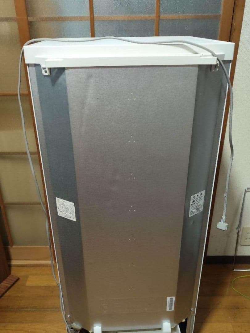 2019年製 どっちもドア冷蔵庫（137L）近隣配送無料＋保証＋設置込 【