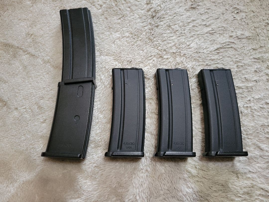 [美品] 東京マルイ MP7A1 予備マガジン付き 動作も快調です♪