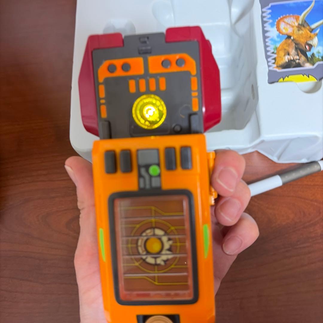 恐竜キング　ディノライザー　ディノガジェット