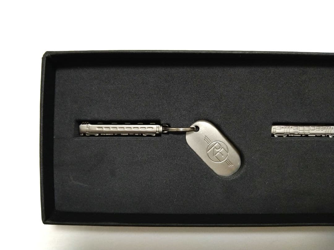 JR九州20周年　キーホルダー型ミニチュアトレイン