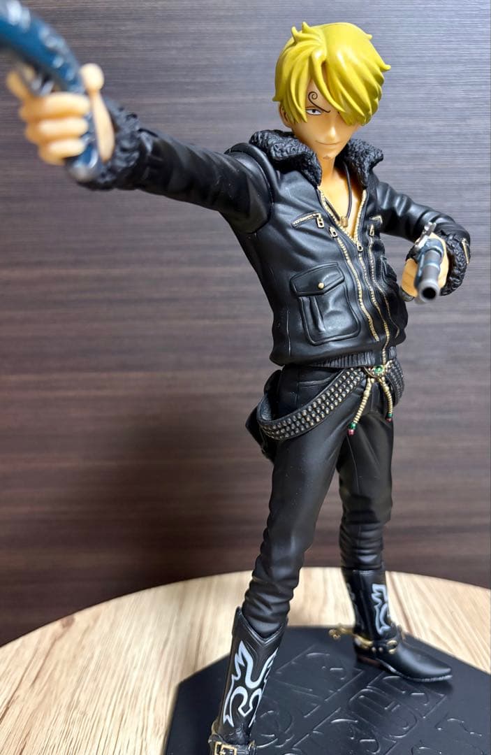 ワンピース D.P.C.F ルフィ ゾロ サンジ 三銃士Ver. フィギュア