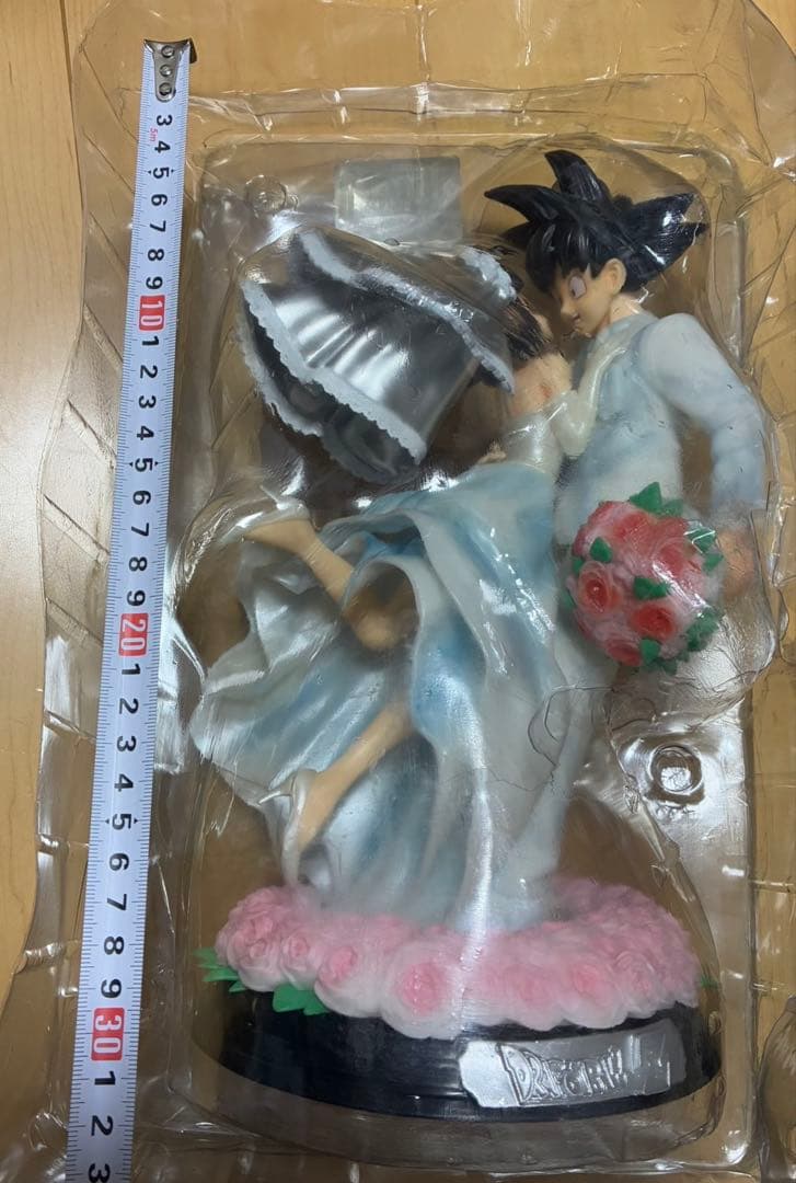 ドラゴンボール　孫　悟空　結婚式　バージョン　新品未使用品。