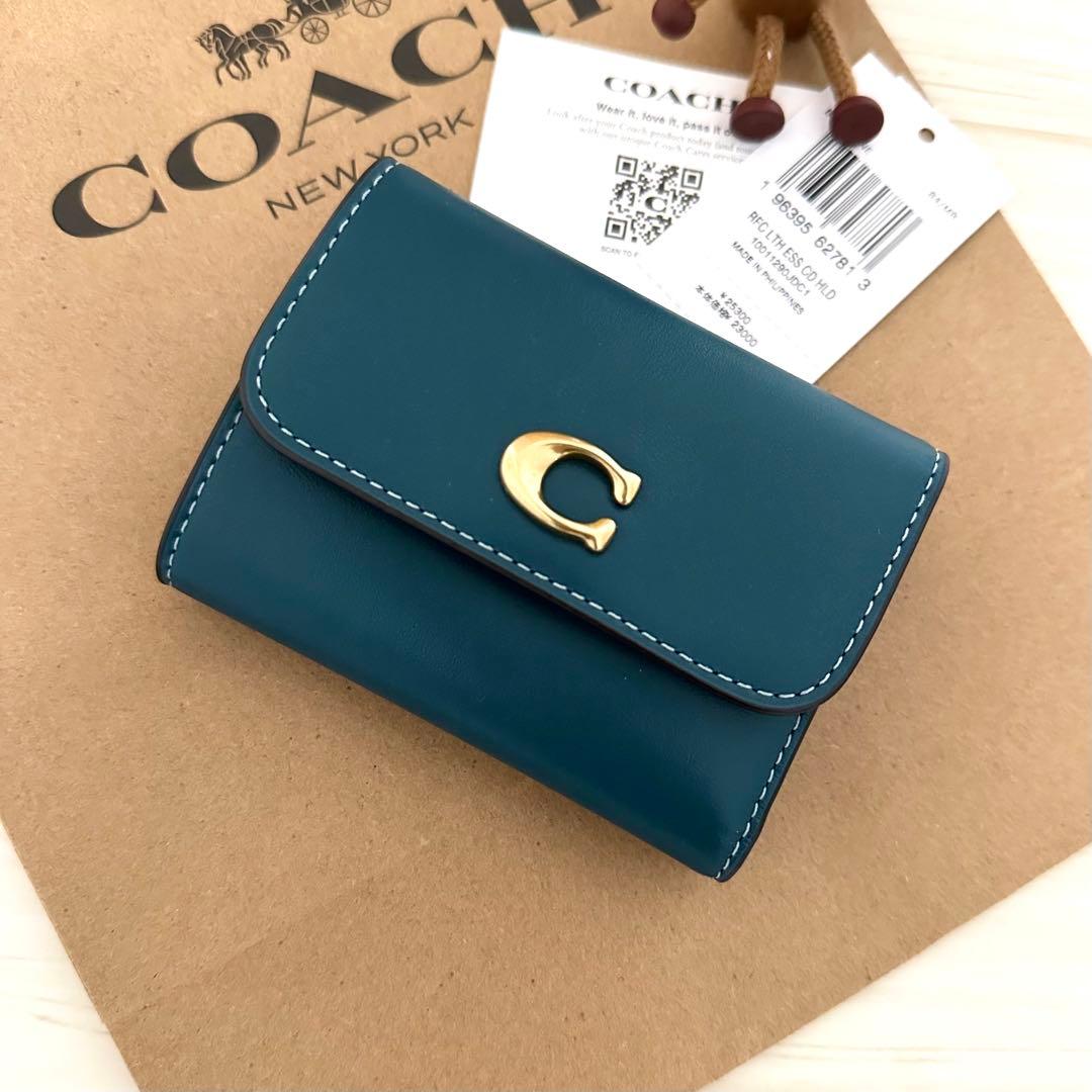 新品 COACH コーチ 三つ折り財布 グリーン 折り財布 - メルカリ