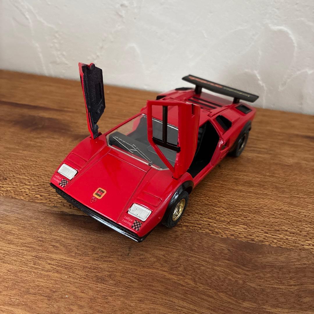 エーダイグリップ　カウンタックLP-500S　ミニカー　1/28