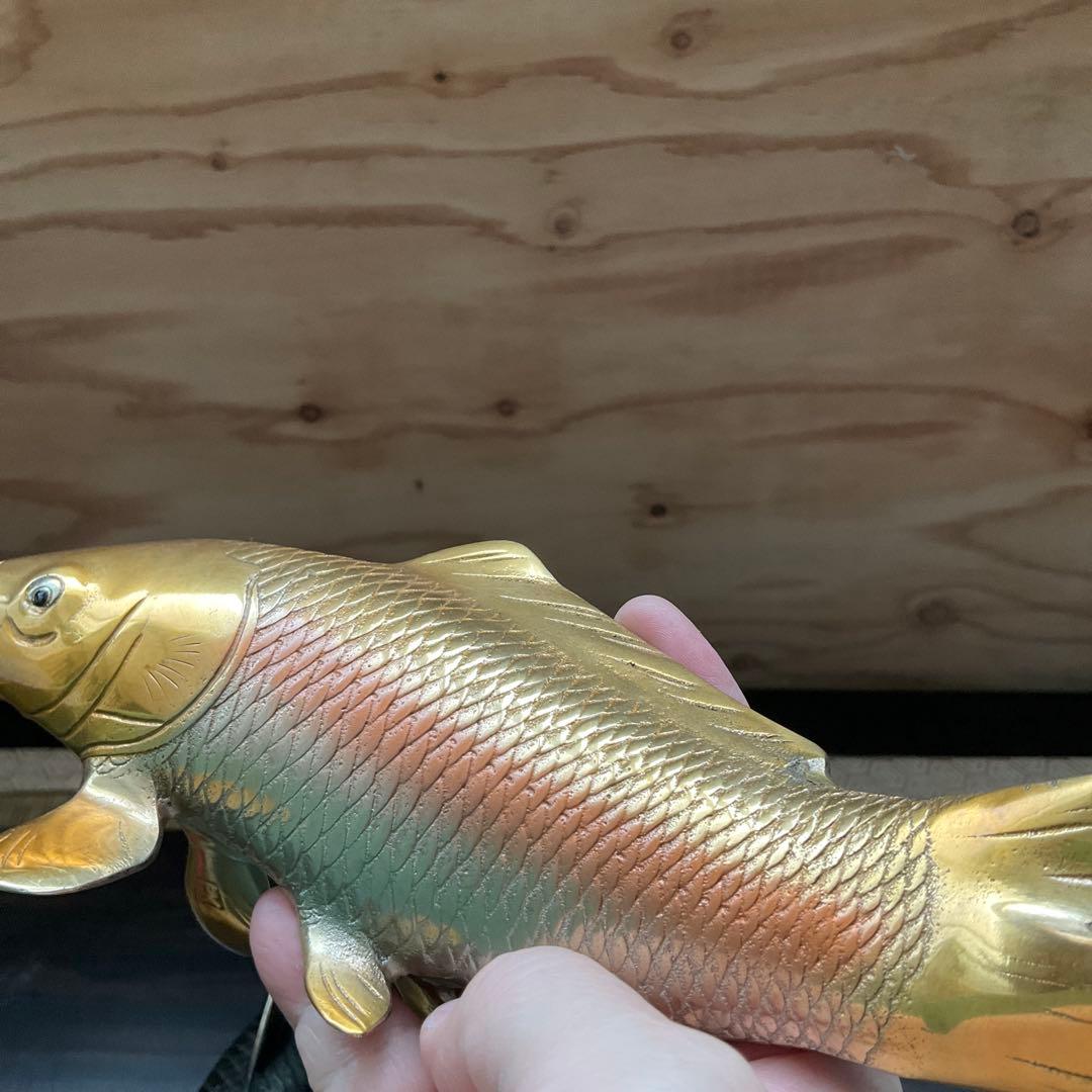 双鯉 双鯉 夫婦鯉 縁起物 金属製鯉の彫刻セット 置物 美術品