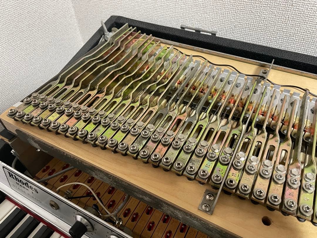 稀少＊引き取り】Rhodes Mark I STAGE 73鍵 - メルカリ