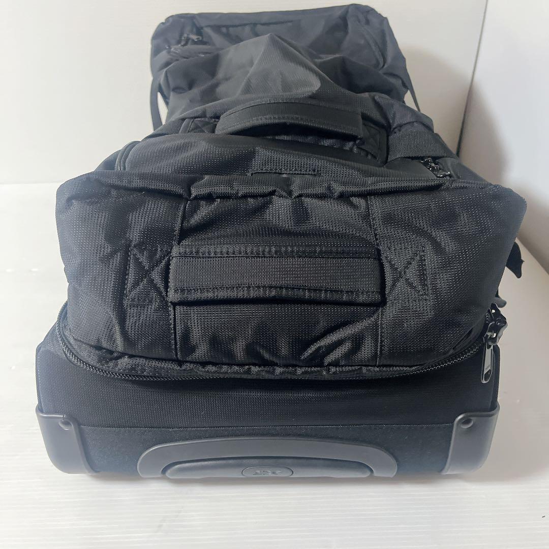 DAKINE キャリーバッグ SPLIT ROLLER 65L ブラック