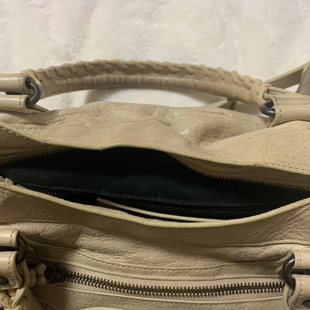 バレンシアガ　バッグ