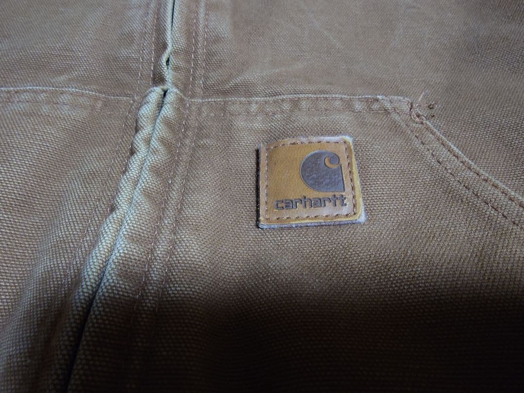 Carhartt　アクティブジャケット　Sサイズ　ブラウン