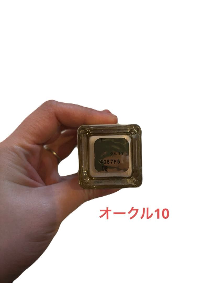 クレドポーボーテ タンフリュイドエクラナチュレル リキッドファンデオークル10