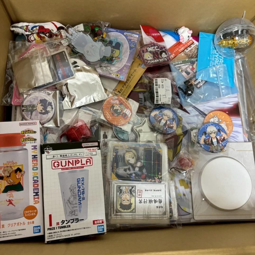 大量 まとめ売り アニメ キャラ アイドル グッズ 雑貨詰め合わせ K017