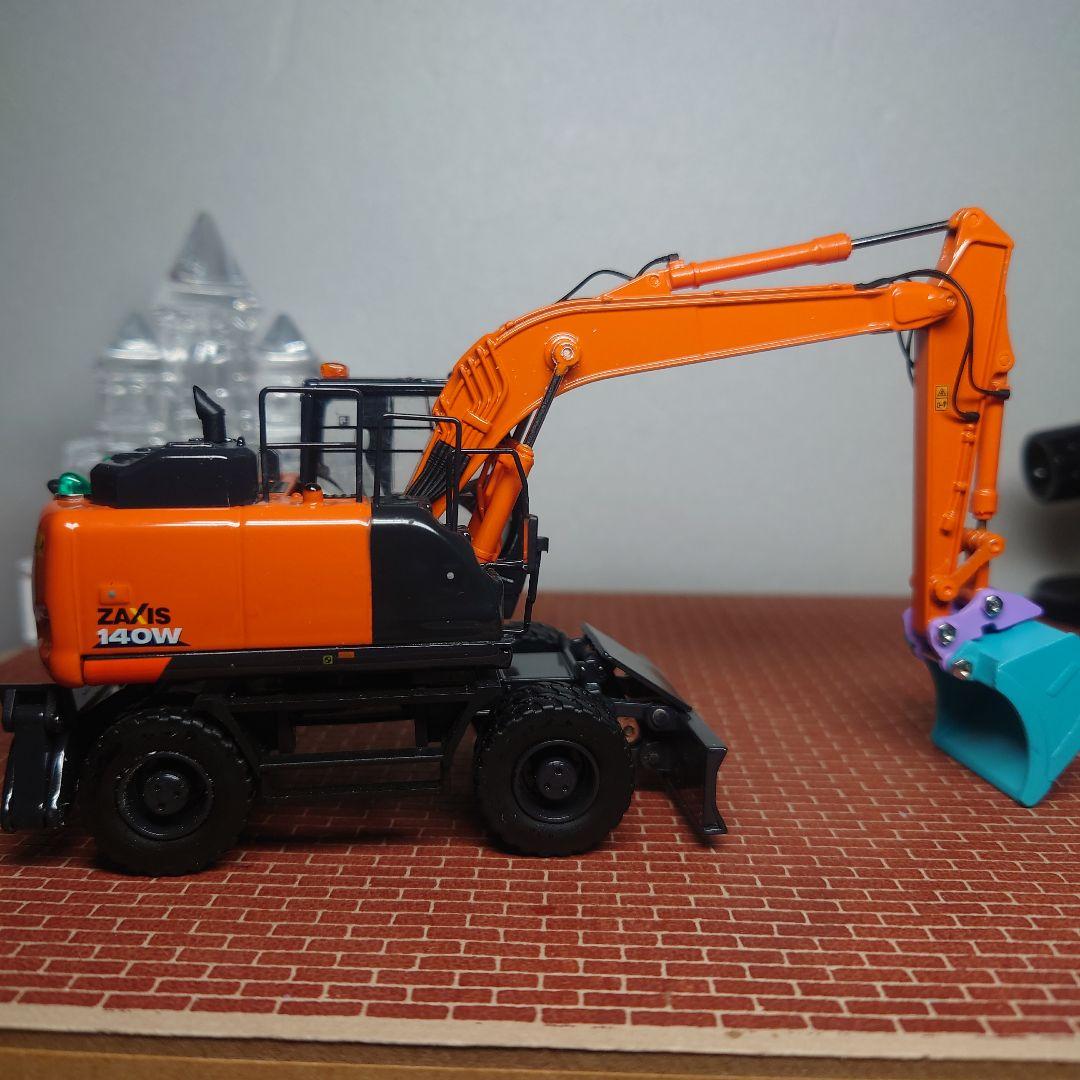 HITACHI ZX140W モノブーム&平バケット 雪像 解体仕様(1/50) - メルカリ