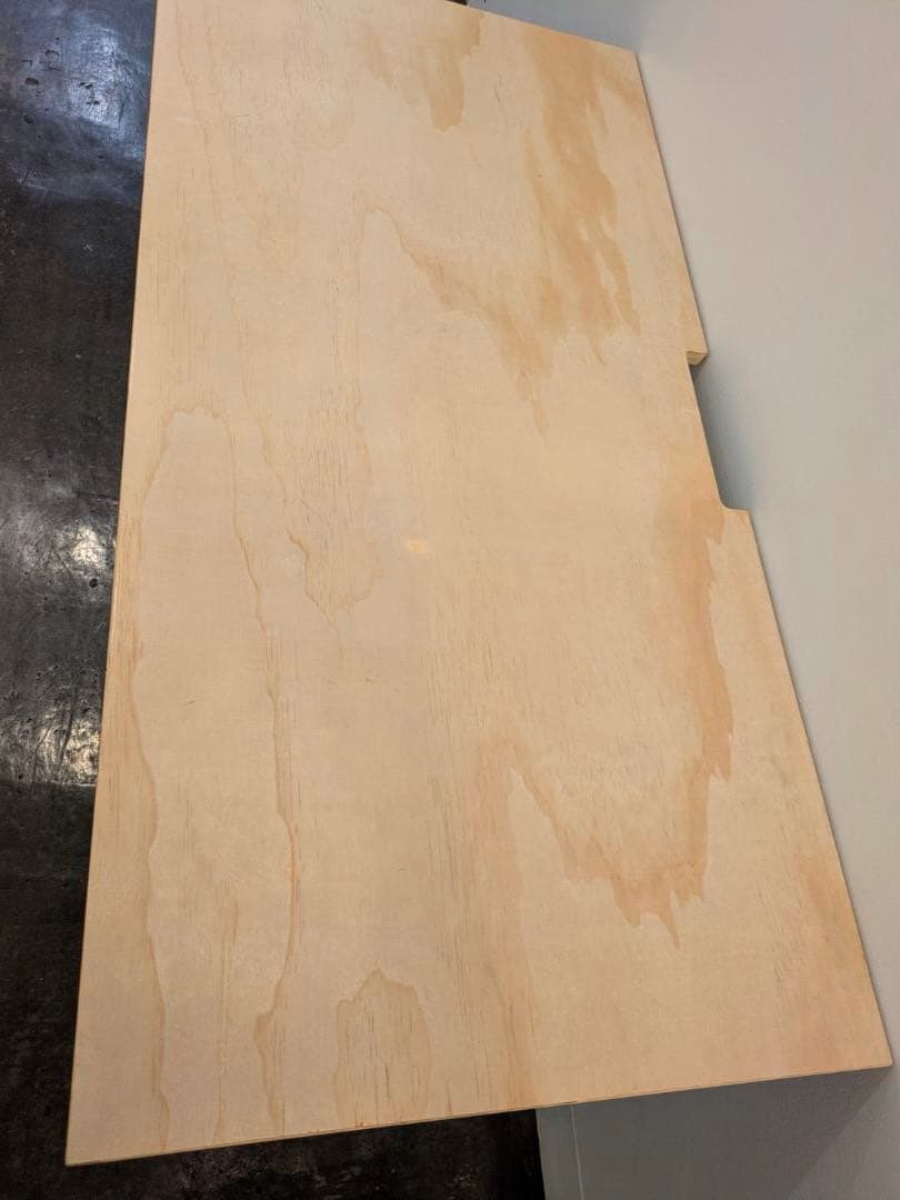 ジャーナルスタンダード　パソコンデスク