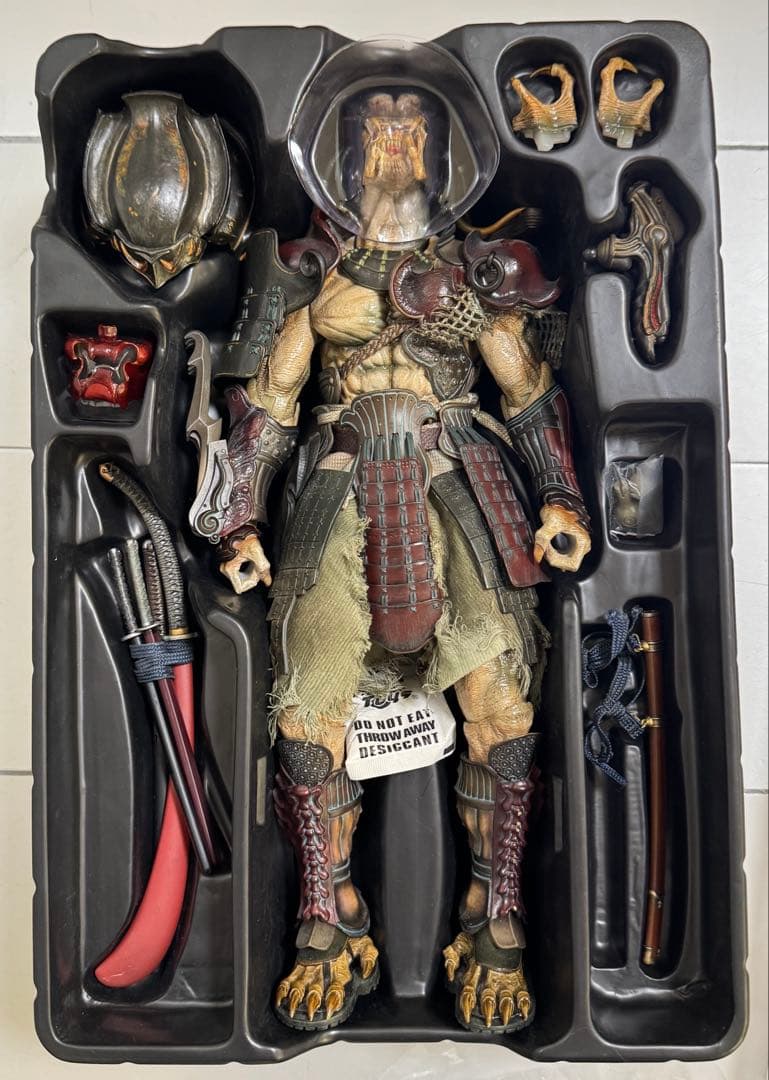 ホットトイズ サムライ・プレデターＡＶＰ　竹谷 隆之ｘ鬼木 祐二　箱付