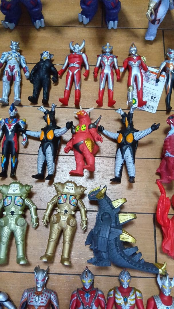 ウルトラマン ソフビ　まとめ売り　 現行サイズ　 旧サイズ　 DX　 ビッグ