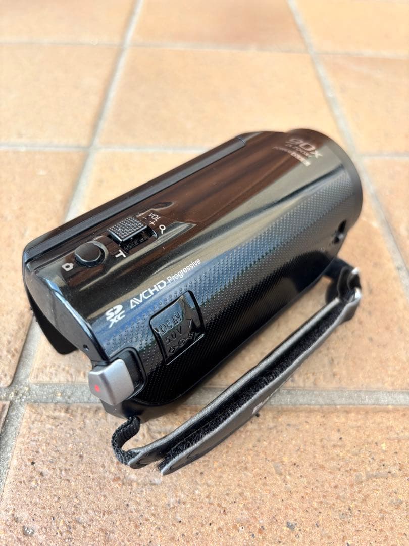 Panasonic HC-V230MフルHD ビデオカメラ 本体　即日発送