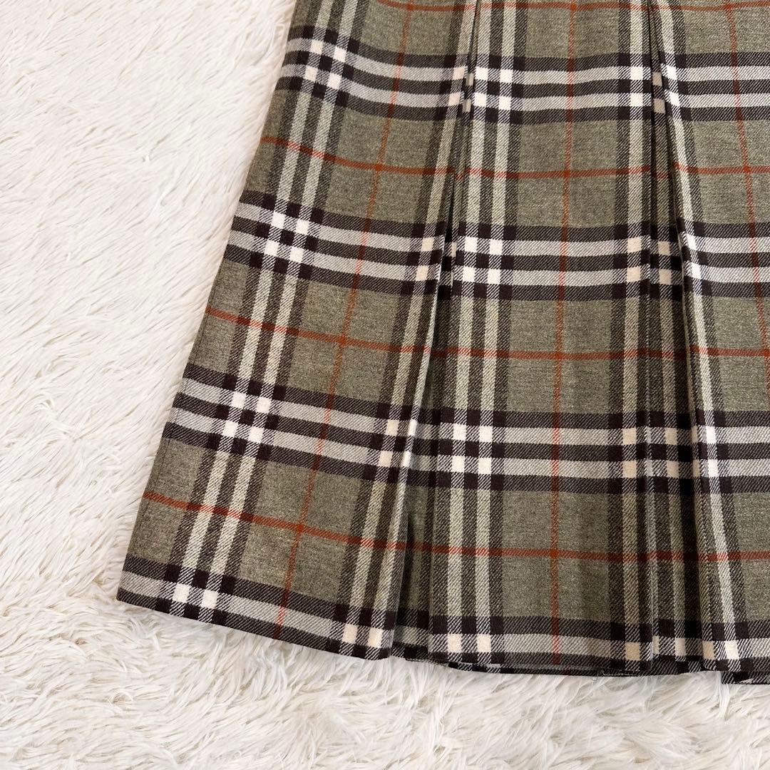 Burberry ロングプリーツスカート & ミニスカート ２点セット