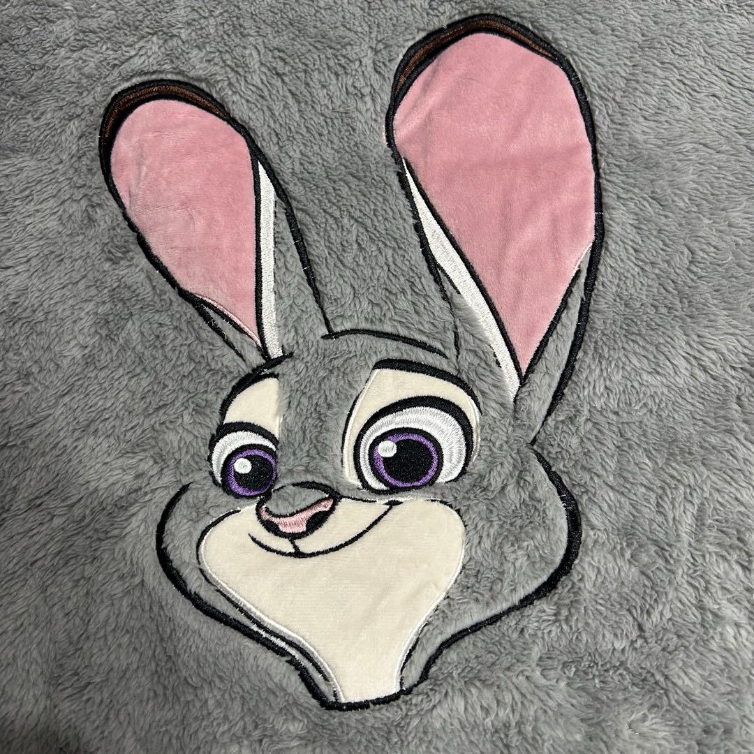 6点セット　ズートピア ニック　ジュディ　マフラー　帽子　手袋　バッグ　トップス