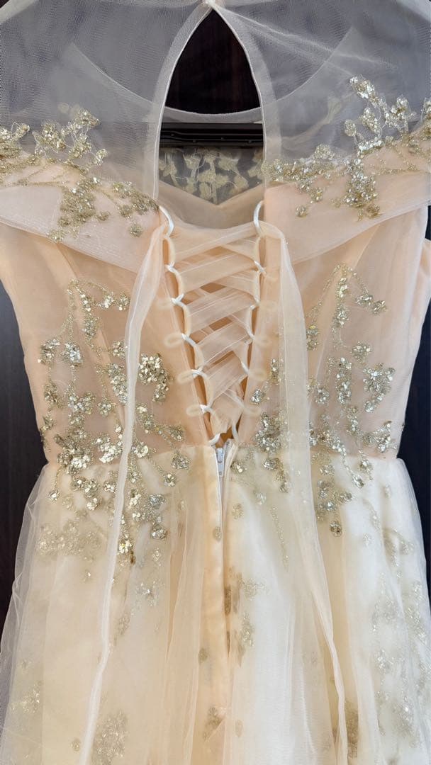 【限定値下げ‼️】シャンパンカラー オフショルダー ドレス