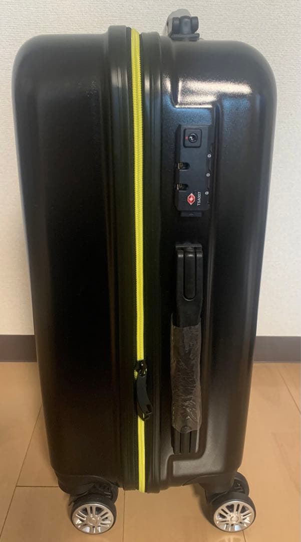 マンウィズアミッション Premiumスーツケース - メルカリ