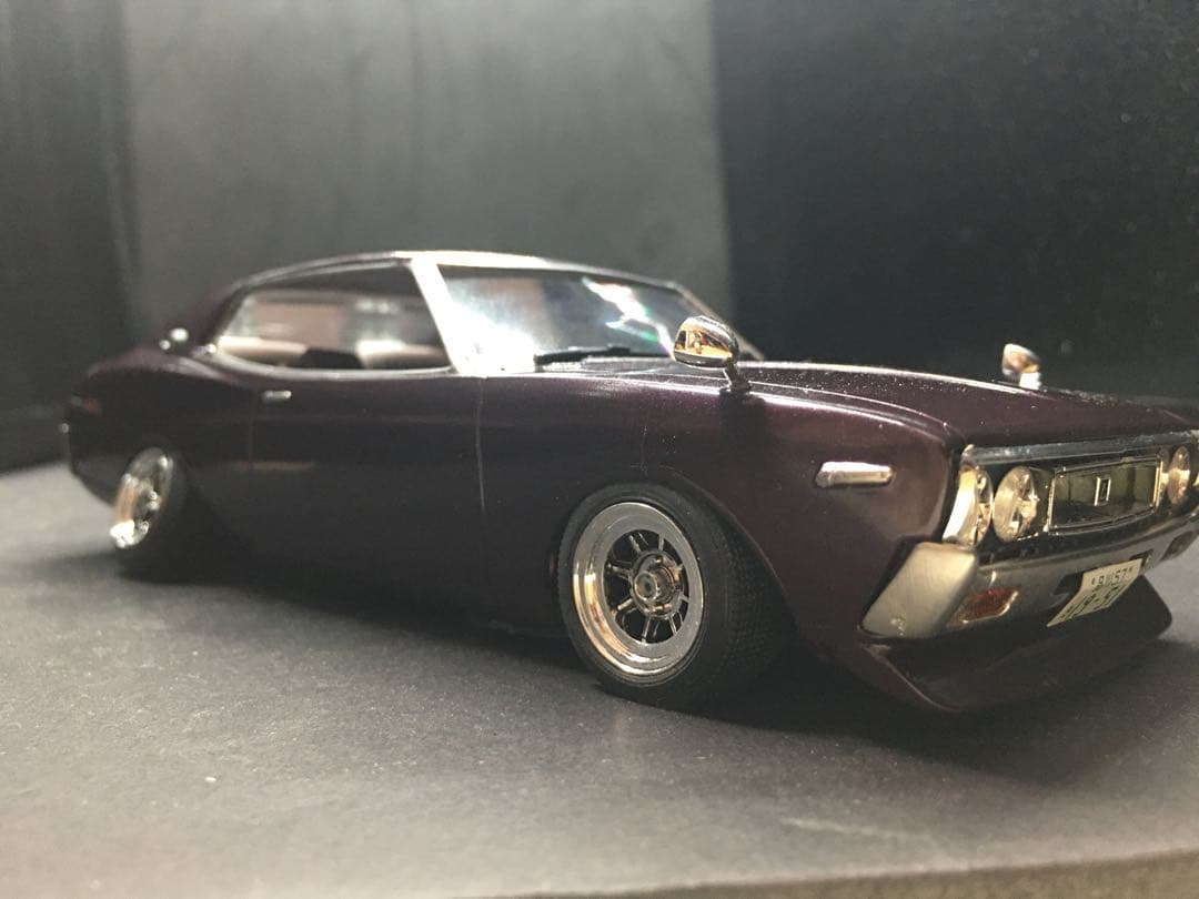 旧車プラモデル完成品C１３０ローレル1／２４