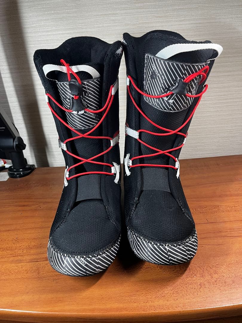 ディーラックス　スノーボード　ブーツ　27.5cm ID