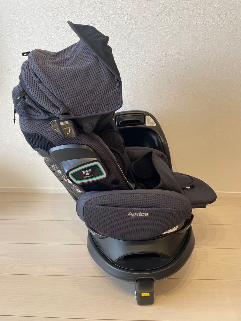 Aprica 回転式チャイルドシート ダークグレー