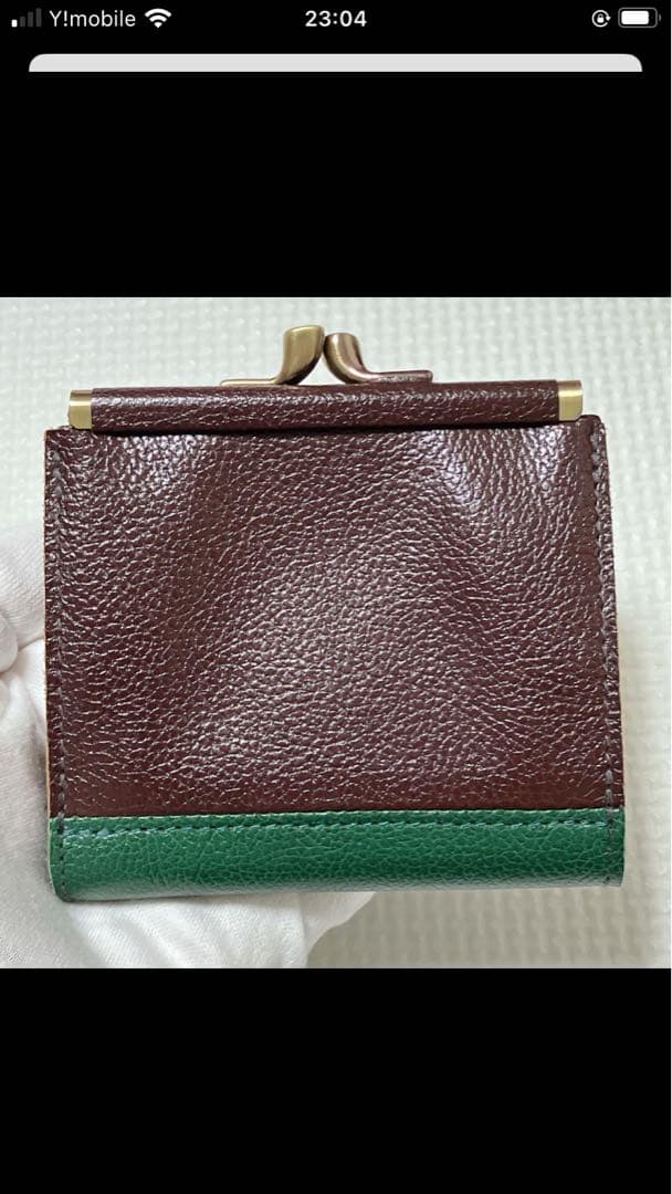 未使用IL BISONTEレザーがま口三つ折り財布　グリーン×チョコ　袋付き