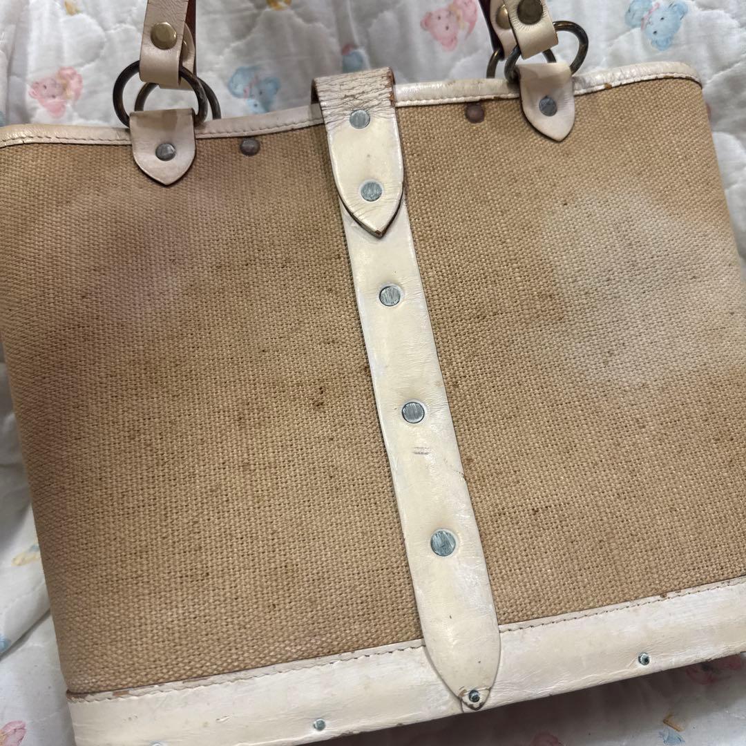 エニッドコリンズecビジュー付きバック猫ちゃんワンちゃん - メルカリ