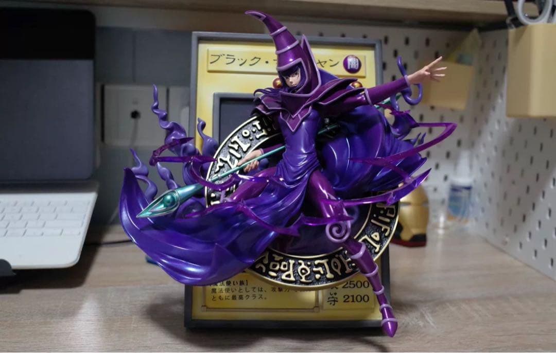 遊戯王　ブラック・マジシャン・ガール　フィギュア　ガレージキット