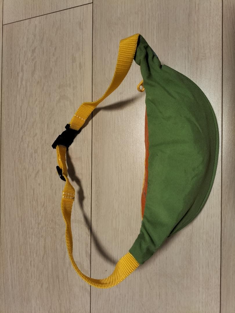 中古）公式 LOVOT ショルダーバッグ ( ライトブルー ) 箱と取説無し