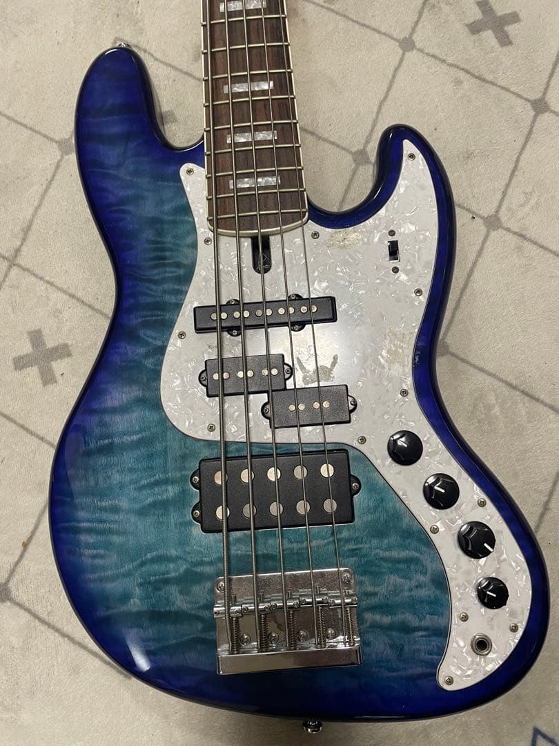 Spear Guitar(スピアーギター) エレキ 6弦 ベース Spear Guitar