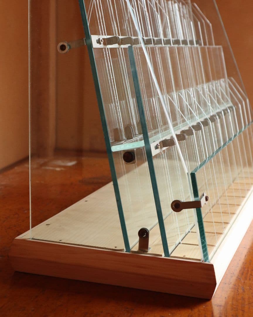 e*n様 古いガラスのペン立て 什器 飾り棚 ガラスケース 文房具