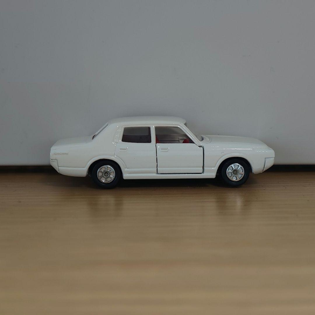 TOMICA　トミカ　ニュークラウン　白シート　1Eホイール　箱付き